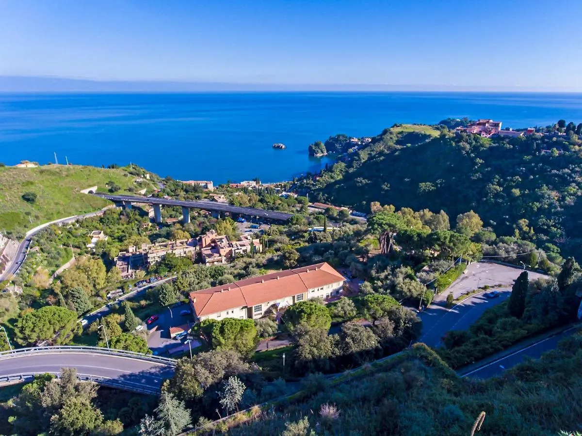 Little Paradise Taormina 0*,